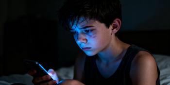 O cérebro dos adolescentes está sendo esculpido pelo algoritmo