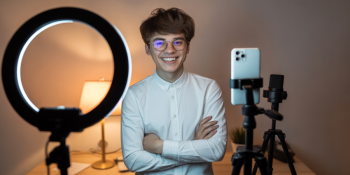 Quando a TV Vira Marketplace: O Futuro do Comércio Está no Vídeo Regional